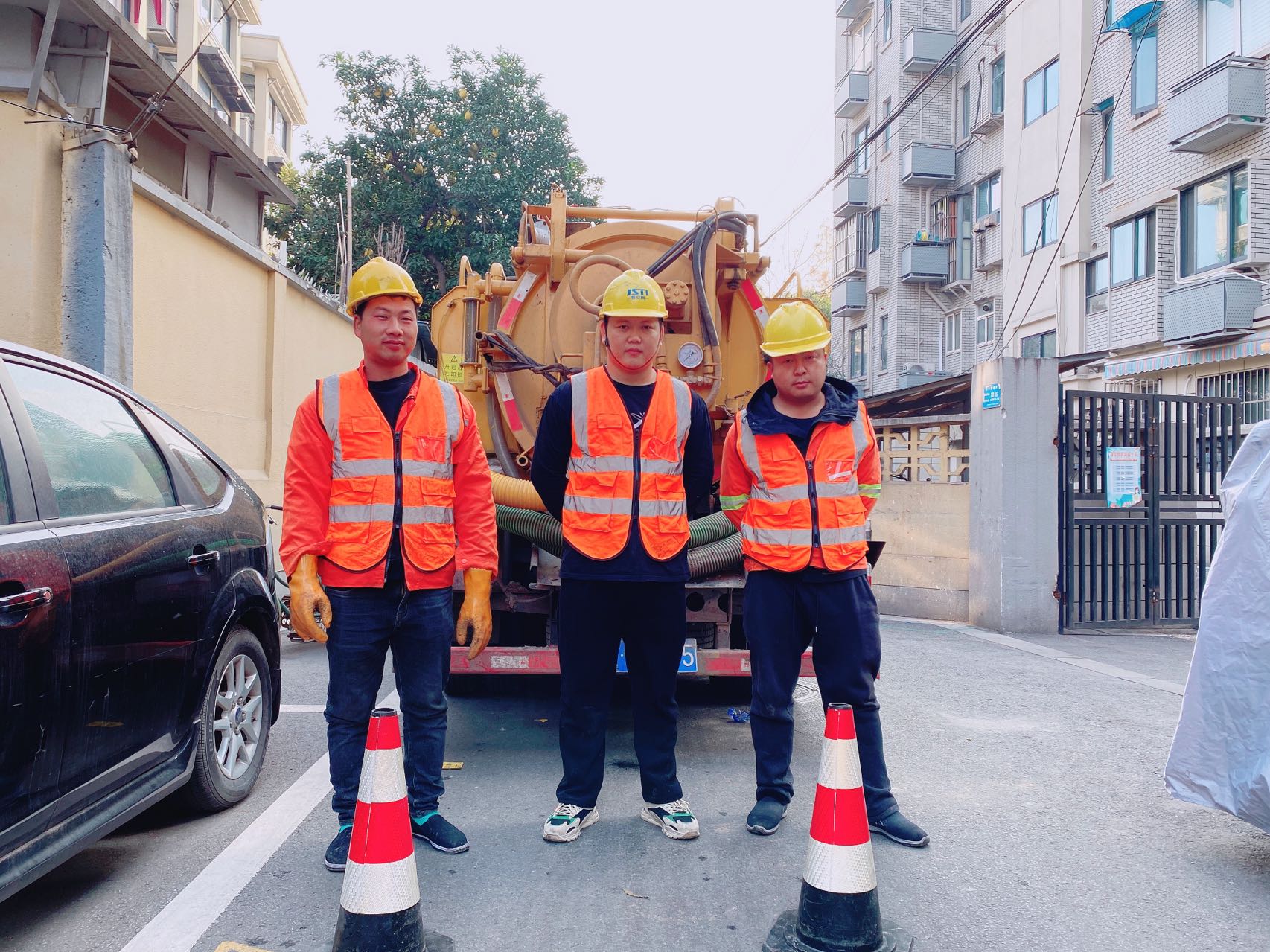 南京南京某小区管道清淤检测施工